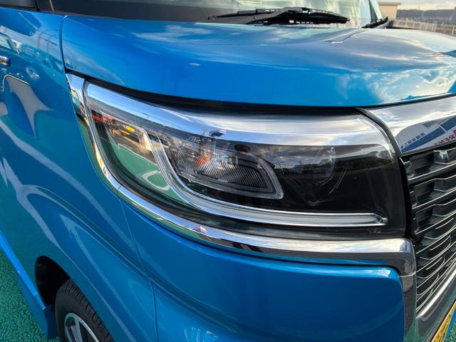 スペーシアカスタム カスタム　ＨＹＢＲＩＤ　ＸＳ　２型　ディスプレイオーディオ　オートライト　Ｂｌｕｅｔｏｏｔｈ　スライドドア　プッシュスタート　シートヒーター　オートエアコン　スズキセーフティーサポート　　アイドリングストップ　横滑り防止機能　衝突安全ボディ　ＥＴＣ（11枚目）