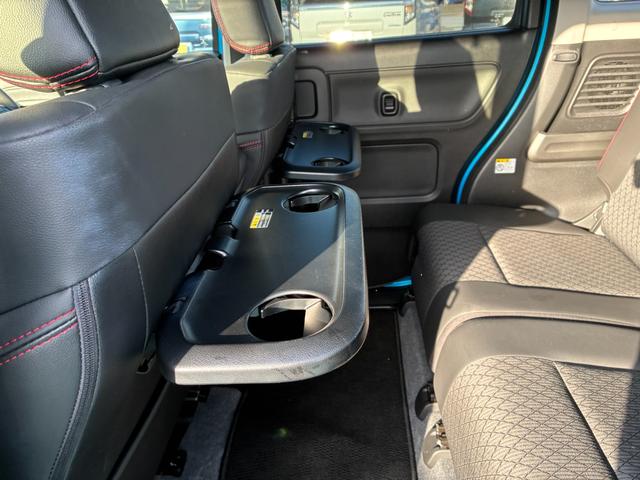 スペーシアカスタム カスタム　ＨＹＢＲＩＤ　ＸＳ　２型　ディスプレイオーディオ　オートライト　Ｂｌｕｅｔｏｏｔｈ　スライドドア　プッシュスタート　シートヒーター　オートエアコン　スズキセーフティーサポート　　アイドリングストップ　横滑り防止機能　衝突安全ボディ　ＥＴＣ（42枚目）