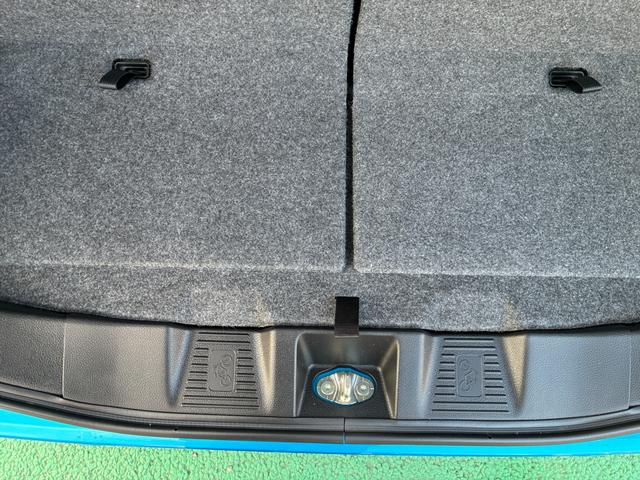 スペーシアカスタム カスタム　ＨＹＢＲＩＤ　ＸＳ　２型　ディスプレイオーディオ　オートライト　Ｂｌｕｅｔｏｏｔｈ　スライドドア　プッシュスタート　シートヒーター　オートエアコン　スズキセーフティーサポート　　アイドリングストップ　横滑り防止機能　衝突安全ボディ　ＥＴＣ（46枚目）