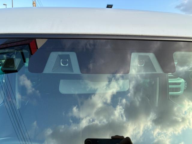 ハスラー Ｊスタイル　純正ナビ　全方位カメラ　前後衝突被害軽減ブレーキ　ドライブレコーダー　バックカメラ　オートライト　Ｂｌｕｅｔｏｏｔｈ　純正ナビ　プッシュスタート　シートヒーター　オートエアコン　ＥＴＣ　スズキセーフティーサポート　アイドリングストップ　横滑り防止機能（9枚目）