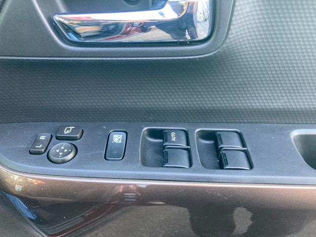 クロスビー HYBRID MZ 4型 オートライト パドルシフト USB 16インチアルミホイール プッシュスタート シートヒーター オートエアコン 衝突被害軽減システム アイドリングストップ 横滑り防止機能 衝突安全ボディ 盗難防止システム 取扱説明書 メンテナンスノート(33枚目)