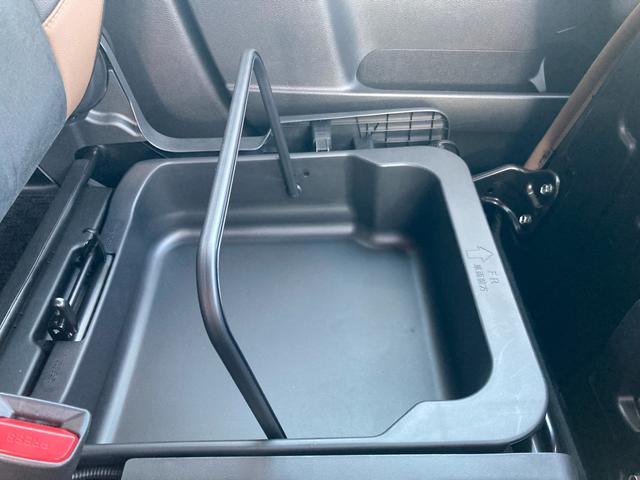 クロスビー HYBRID MZ 4型 オートライト パドルシフト USB 16インチアルミホイール プッシュスタート シートヒーター オートエアコン 衝突被害軽減システム アイドリングストップ 横滑り防止機能 衝突安全ボディ 盗難防止システム 取扱説明書 メンテナンスノート(46枚目)