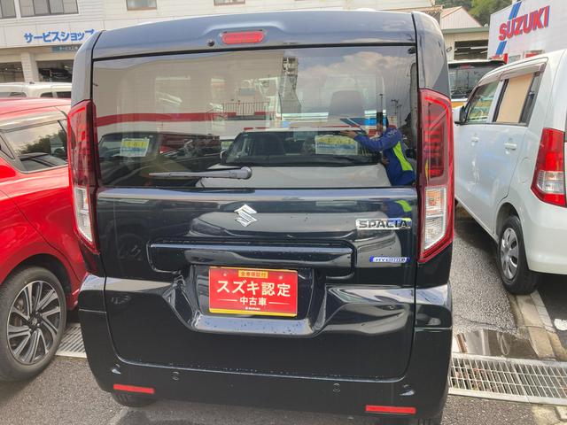 スペーシア HYBRID X ナビ 全方位カメラ LED USBソケット フルホイールキャップ オートライト 両側電動スライドドア プッシュスタート シートヒーター オートエアコン 衝突被害軽減システム アイドリングストップ 横滑り防止機能 衝突安全ボディ 盗難防止システム(6枚目)