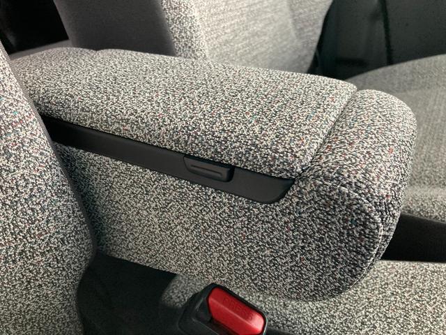 スペーシア HYBRID X ナビ 全方位カメラ LED USBソケット フルホイールキャップ オートライト 両側電動スライドドア プッシュスタート シートヒーター オートエアコン 衝突被害軽減システム アイドリングストップ 横滑り防止機能 衝突安全ボディ 盗難防止システム(37枚目)