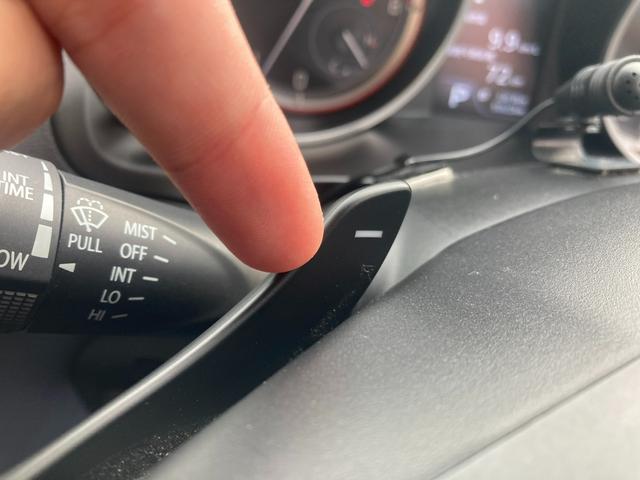 スイフト HYBRID RS ZC53S.ZD53S ナビ ETC スズキの大感謝祭!11月15日から16日の2日間限定価格となります。当店が自信を持って販売する車がスタッフと共にお客様のご来店をお待ちしております!店舗へご来店いただける方のみ販売させて頂きます。(21枚目)