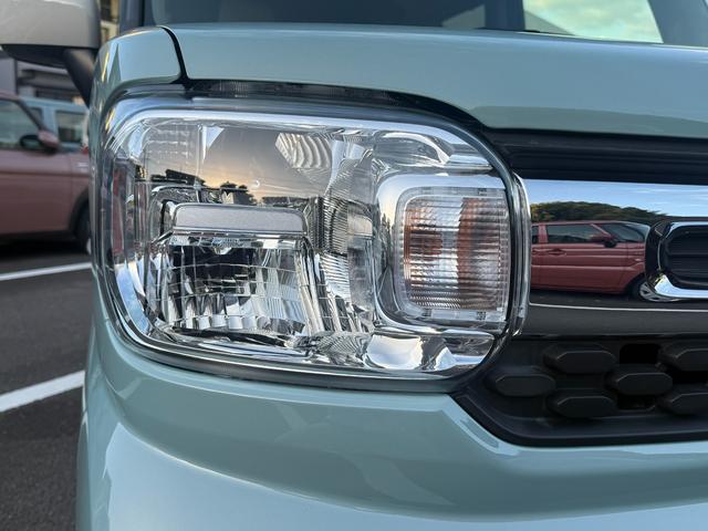 スペーシア ＨＹＢＲＩＤ　Ｘ　両側電動スライドドア　シートヒーター　オートライト　ＬＥＤ　プッシュスタート　オートエアコン　衝突被害軽減システム　アイドリングストップ　ＵＳＢソケット　横滑り防止機能　衝突安全ボディ　盗難防止システム　取扱説明書　メンテナンスノート（10枚目）