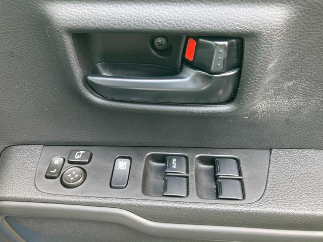 ハスラー ＨＹＢＲＩＤ　Ｇ　ナビ　衝突被害軽減システム　オートライト　スズキの初売り！１月４日から１２日までの限定価格となります。７日（水曜日）は店休日となっておりますのでお問い合わせの対応は８日よりさせて頂きます。店舗へご来店いただける方のみ販売させて頂きます。（30枚目）