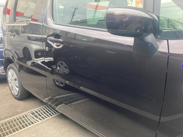 ワゴンR HYBRID FX 2型 衝突被害軽減システム オートライト フルホイールキャップ プッシュスタート CDステレオ シートヒーター オートエアコン アイドリングストップ 横滑り防止機能 衝突安全ボディ 盗難防止システム 取扱説明書 メンテナンスノート(8枚目)