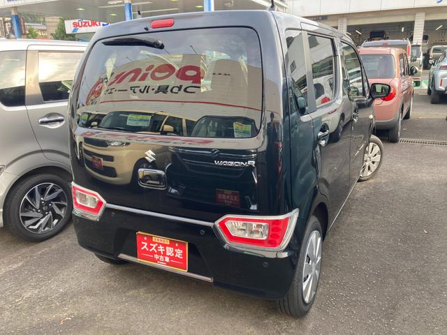 ワゴンＲ ＦＸ　４型　衝突被害軽減システム　プッシュスタート　フルホイールキャップ　オートライト　電動格納ドアミラー　パワーウィンドウ　シートヒーター　オートエアコン　横滑り防止機能　衝突安全ボディ　盗難防止システム　取扱説明書　メンテナンスノート（5枚目）