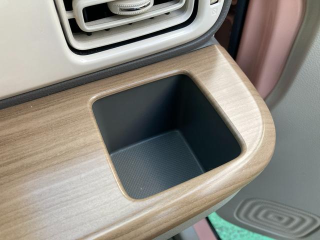 アルトラパン X 衝突被害軽減システム シートヒーター オートライト スズキの大感謝祭!11月15日から16日の2日間限定価格となります。当店が自信を持って販売する車がスタッフと共にお客様のご来店をお待ちしております!店舗へご来店いただける方のみ販売させて頂きます。(39枚目)