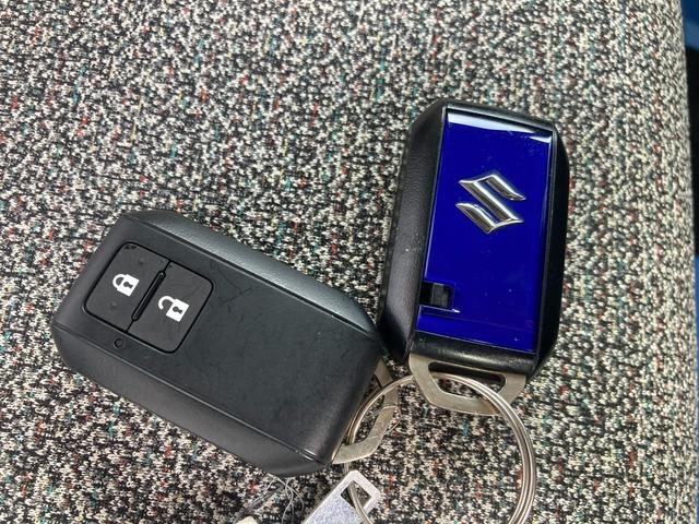 スペーシア HYBRID G ナビ 全方位カメラ 両側スライドドア フルホイールキャップ オートライト プッシュスタート オートエアコン 衝突被害軽減システム アイドリングストップ 横滑り防止機能 衝突安全ボディ 盗難防止システム 取扱説明書 メンテナンスノート(49枚目)