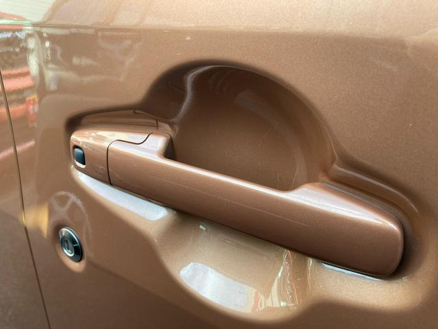 ワゴンＲスマイル ＨＹＢＲＩＤ　Ｓ　３型　ナビ　全方位カメラ　ＵＳＢソケット　フルホイールキャップ　オートライト　片側電動スライドドア　プッシュスタート　シートヒーター　オートエアコン　衝突被害軽減システム　アイドリングストップ　横滑り防止機能　衝突安全ボディ　盗難防止システム（10枚目）