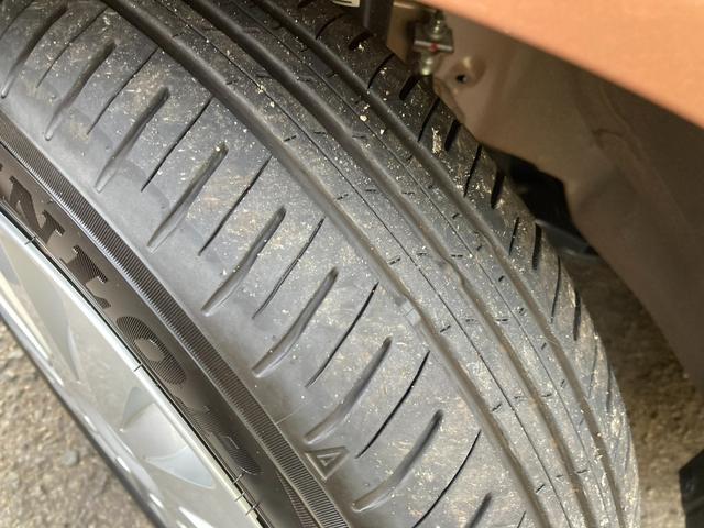 ワゴンＲスマイル ＨＹＢＲＩＤ　Ｓ　３型　ナビ　全方位カメラ　ＵＳＢソケット　フルホイールキャップ　オートライト　片側電動スライドドア　プッシュスタート　シートヒーター　オートエアコン　衝突被害軽減システム　アイドリングストップ　横滑り防止機能　衝突安全ボディ　盗難防止システム（14枚目）