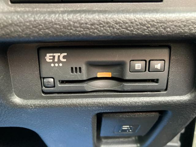 ハスラー ＨＹＢＲＩＤ　Ｘ　ナビ　全方位カメラ　ＥＴＣ　オートライト　１５インチアルミホイール　プッシュスタート　シートヒーター　オートエアコン　衝突被害軽減システム　アイドリングストップ　横滑り防止機能　衝突安全ボディ　盗難防止システム　取扱説明書　メンテナンスノート（32枚目）