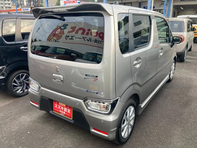 ワゴンＲカスタムＺ カスタムＺ　ＨＹＢＲＩＤ　ＺＸ　４型　ディスプレイオーディオ　１４インチアルミホイール　オートライト　プッシュスタート　全方位カメラ　シートヒーター　オートエアコン　衝突被害軽減システム　アイドリングストップ　横滑り防止機能　衝突安全ボディ　盗難防止システム（5枚目）