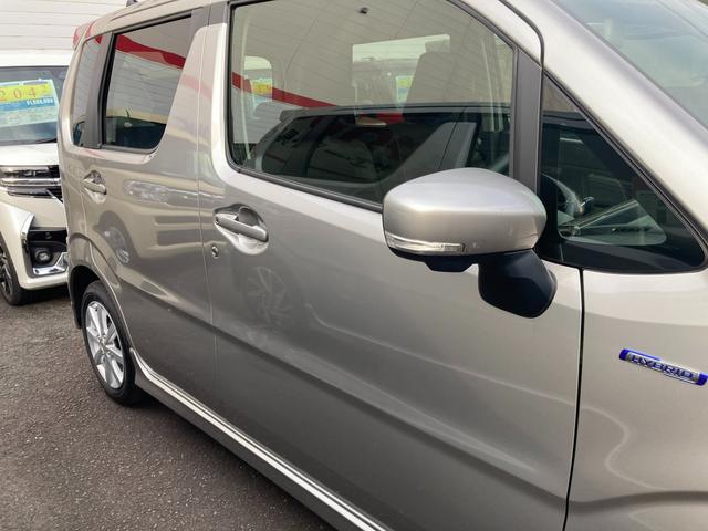 ワゴンＲカスタムＺ カスタムＺ　ＨＹＢＲＩＤ　ＺＸ　４型　ディスプレイオーディオ　１４インチアルミホイール　オートライト　プッシュスタート　全方位カメラ　シートヒーター　オートエアコン　衝突被害軽減システム　アイドリングストップ　横滑り防止機能　衝突安全ボディ　盗難防止システム（8枚目）