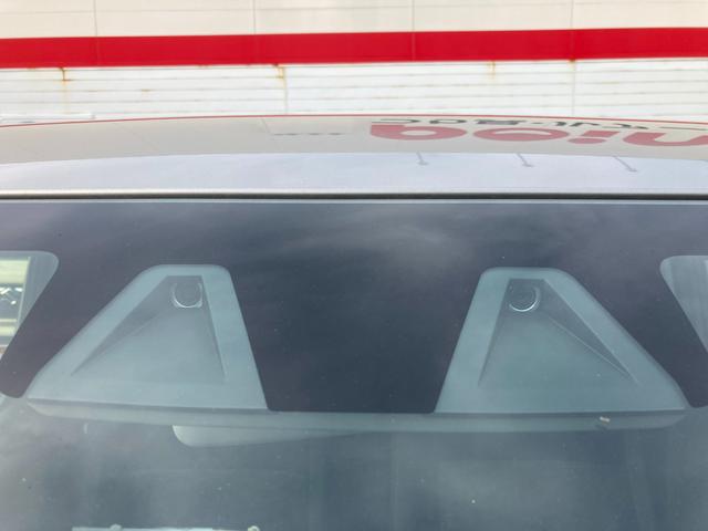 ワゴンＲカスタムＺ カスタムＺ　ＨＹＢＲＩＤ　ＺＸ　４型　ディスプレイオーディオ　１４インチアルミホイール　オートライト　プッシュスタート　全方位カメラ　シートヒーター　オートエアコン　衝突被害軽減システム　アイドリングストップ　横滑り防止機能　衝突安全ボディ　盗難防止システム（13枚目）