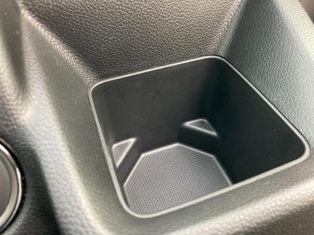 ワゴンＲカスタムＺ カスタムＺ　ＨＹＢＲＩＤ　ＺＸ　４型　ディスプレイオーディオ　１４インチアルミホイール　オートライト　プッシュスタート　全方位カメラ　シートヒーター　オートエアコン　衝突被害軽減システム　アイドリングストップ　横滑り防止機能　衝突安全ボディ　盗難防止システム（37枚目）