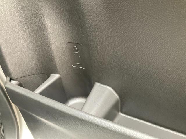 ワゴンＲカスタムＺ カスタムＺ　ＨＹＢＲＩＤ　ＺＸ　４型　ディスプレイオーディオ　１４インチアルミホイール　オートライト　プッシュスタート　全方位カメラ　シートヒーター　オートエアコン　衝突被害軽減システム　アイドリングストップ　横滑り防止機能　衝突安全ボディ　盗難防止システム（49枚目）