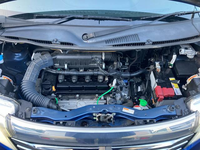 ソリオ ＨＹＢＲＩＤ　ＭＺ　ＭＡ３６Ｓ　衝突被害軽減システム　ＥＴＣ　１５インチアルミホイール　ドアバイザ―　オートライト　ＣＤステレオ　オートエアコン　プッシュスタート　両側電動スライドドア　シートヒーター　アイドリングストップ　横滑り防止機能　衝突安全ボディ（17枚目）