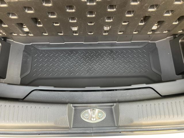 ハスラー HYBRID X ナビ ETC ドラレコ オートライト 15インチアルミホイール プッシュスタート シートヒーター オートエアコン 衝突被害軽減システム アイドリングストップ 横滑り防止機能 衝突安全ボディ 盗難防止システム 取扱説明書 メンテナンスノート(62枚目)