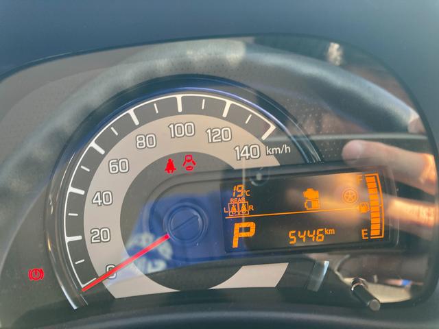 アルト L 2型 衝突被害軽減システム アイドリングストップ フルホイールキャップ オートライト 電動格納ドアミラー パワーウィンドウ シートヒーター 横滑り防止機能 衝突安全ボディ 盗難防止システム 取扱説明書 メンテナンスノート(17枚目)