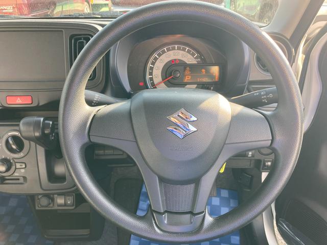 アルト L 2型 衝突被害軽減システム アイドリングストップ フルホイールキャップ オートライト 電動格納ドアミラー パワーウィンドウ シートヒーター 横滑り防止機能 衝突安全ボディ 盗難防止システム 取扱説明書 メンテナンスノート(18枚目)