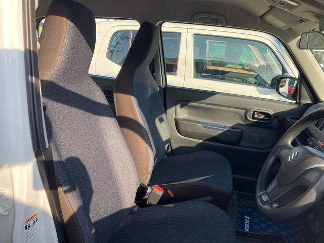 アルト L 2型 衝突被害軽減システム アイドリングストップ フルホイールキャップ オートライト 電動格納ドアミラー パワーウィンドウ シートヒーター 横滑り防止機能 衝突安全ボディ 盗難防止システム 取扱説明書 メンテナンスノート(37枚目)