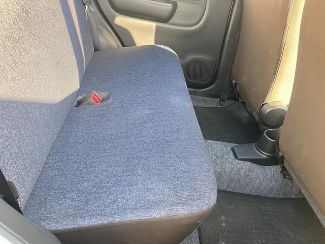 アルト L 2型 衝突被害軽減システム アイドリングストップ フルホイールキャップ オートライト 電動格納ドアミラー パワーウィンドウ シートヒーター 横滑り防止機能 衝突安全ボディ 盗難防止システム 取扱説明書 メンテナンスノート(39枚目)