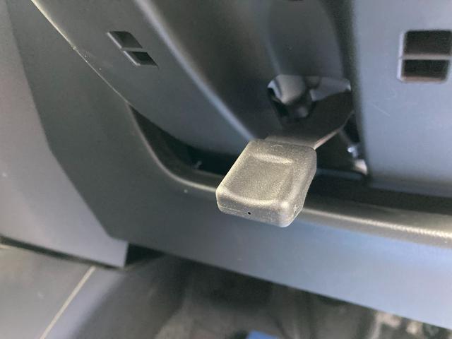 �y�`���g�X�e�A�����O�z�^�]��̑̊i�ɍ��킹�ăn���h���̍���𒲐��ł��܂���