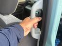 ＨＹＢＲＩＤ　Ｘ　両側電動スライドドア　シートヒーター　オートライト　ＬＥＤ　プッシュスタート　オートエアコン　衝突被害軽減システム　アイドリングストップ　ＵＳＢソケット　横滑り防止機能　衝突安全ボディ　盗難防止システム　取扱説明書　メンテナンスノート（34枚目）