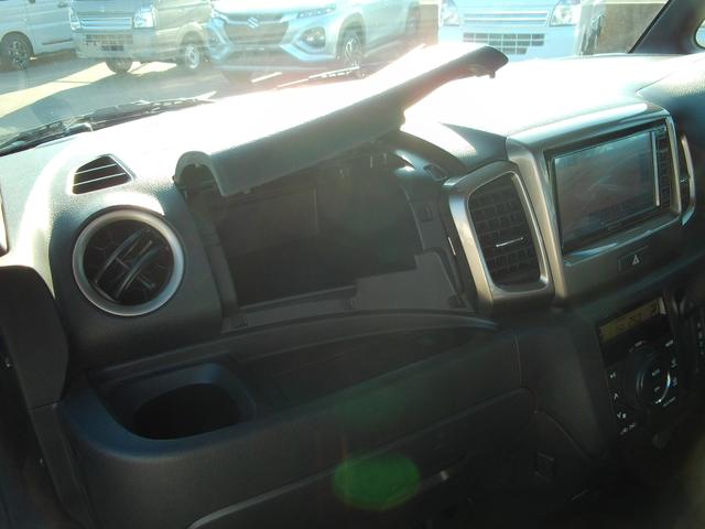 スペーシアカスタムＺ カスタムＺ　片側電動スライドドア　衝突被害軽減システム　スズキの初売り！１月４日から１２日までの限定価格となります。７日（水曜日）は店休日となっておりますのでお問い合わせの対応は８日よりさせて頂きます。店舗へご来店いただける方のみ販売させて頂きます。（37枚目）