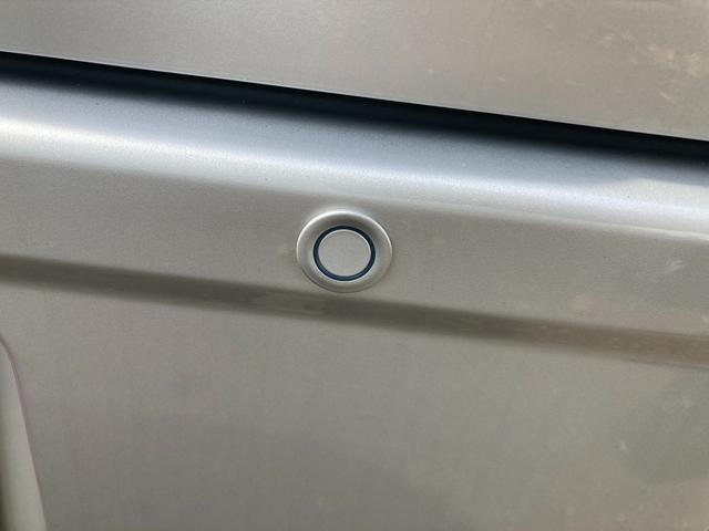 エブリイ JOIN 6型 衝突被害軽減システム プッシュスタート フルホイールキャップ オートライト 両側スライドドア 4WD シートヒーター アイドリングストップ USBソケット 横滑り防止機能 衝突安全ボディ 盗難防止システム 取扱説明書 メンテナンスノート(10枚目)