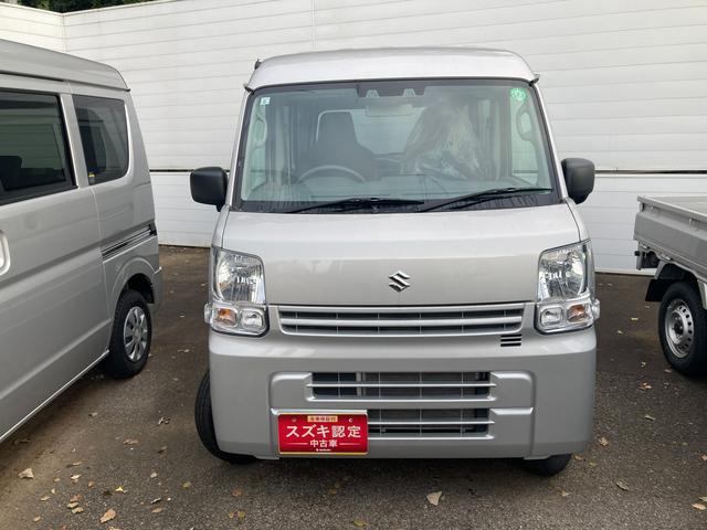 エブリイ PAリミテッド 6型 AM/FMラジオ 衝突被害軽減システム 12インチ オートライト 両側スライドドア パワーウィンドウ アイドリングストップ USBソケット 横滑り防止機能 衝突安全ボディ 取扱説明書 メンテナンスノート(3枚目)