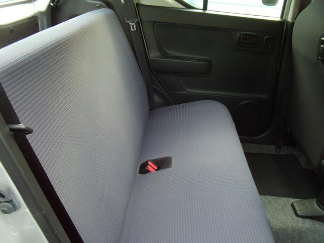 アルト L 2型 衝突被害軽減システム CDステレオ オートライト スズキの初売り!1月4日から12日までの限定価格となります。7日(水曜日)は店休日となっておりますのでお問い合わせの対応は8日よりさせて頂きます。店舗へご来店いただける方のみ販売させて頂きます。(35枚目)