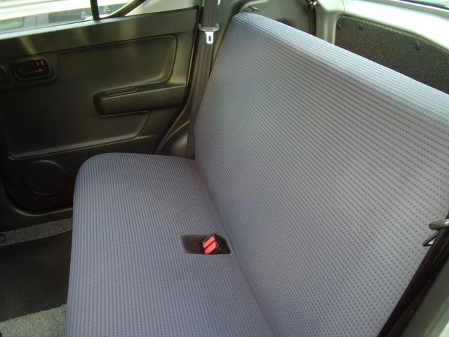 アルト L 2型 衝突被害軽減システム CDステレオ オートライト スズキの初売り!1月4日から12日までの限定価格となります。7日(水曜日)は店休日となっておりますのでお問い合わせの対応は8日よりさせて頂きます。店舗へご来店いただける方のみ販売させて頂きます。(36枚目)