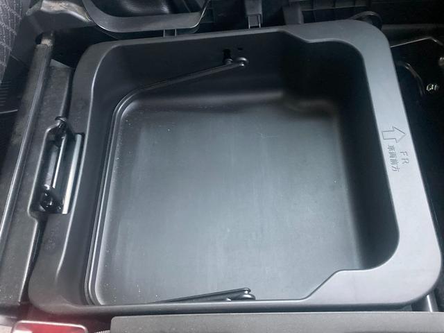 スペーシアカスタム カスタム　ＨＹＢＲＩＤ　ＸＳ　２型　両側電動スライドドア　スズキの初売り！１月４日から１２日までの限定価格となります。７日（水曜日）は店休日となっておりますのでお問い合わせの対応は８日よりさせて頂きます。店舗へご来店いただける方のみ販売させて頂きます。（39枚目）