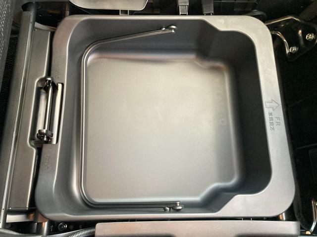 ワゴンＲカスタムＺ カスタムＺ　ＨＹＢＲＩＤ　ＺＸ　４型　衝突被害軽減システム　１５インチアルミホイール　オートライト　プッシュスタート　シートヒーター　オートエアコン　アイドリングストップ　ＵＳＢ　横滑り防止機能　衝突安全ボディ　盗難防止システム　取扱説明書　メンテナンスノート（37枚目）