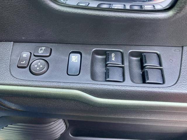 �d���i�[�h�A�~���[�A�p���[�E�B���h�E�X�C�b�`��