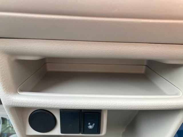 アルトラパン Ｓ　衝突被害軽減システム　ＣＤステレオ　オートライト　スズキの初売り！１月４日から１２日までの限定価格となります。７日（水曜日）は店休日となっておりますのでお問い合わせの対応は８日よりさせて頂きます。店舗へご来店いただける方のみ販売させて頂きます。（34枚目）