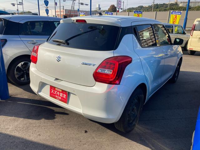 ���������Ă���ԗ��́A�X�Y�L���c�㗝�X�ł��铖�X�����M�������ăI�X�X���ł���f�B�[���[���ÎԂł���