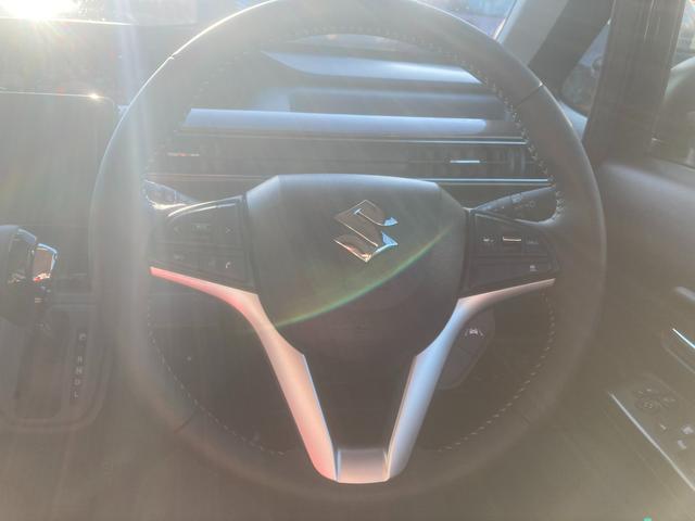 ワゴンＲカスタムＺ カスタムＺ　ＨＹＢＲＩＤ　ＺＸ　４型　衝突被害軽減システム　１５インチアルミホイール　オートライト　プッシュスタート　シートヒーター　オートエアコン　アイドリングストップ　ＵＳＢ　横滑り防止機能　衝突安全ボディ　盗難防止システム　取扱説明書　メンテナンスノート（20枚目）