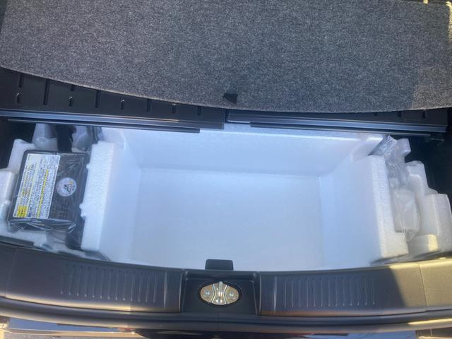 ワゴンＲカスタムＺ カスタムＺ　ＨＹＢＲＩＤ　ＺＸ　４型　衝突被害軽減システム　１５インチアルミホイール　オートライト　プッシュスタート　シートヒーター　オートエアコン　アイドリングストップ　ＵＳＢ　横滑り防止機能　衝突安全ボディ　盗難防止システム　取扱説明書　メンテナンスノート（50枚目）