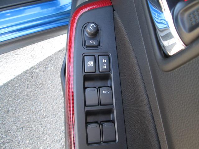 2型 6AT車 17インチアルミ LEDライト スマートキー(26枚目)