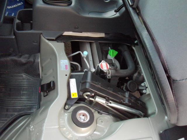 キャリイトラック ＫＣエアコン・パワステ　７型　５速ＭＴ　４ＷＤ　オートライト　スペアタイヤ　ＡＭ／ＦＭラジオ　パワーウィンドウ　衝突被害軽減システム　アイドリングストップ　横滑り防止機能　衝突安全ボディ　取扱説明書　メンテナンスノート（19枚目）