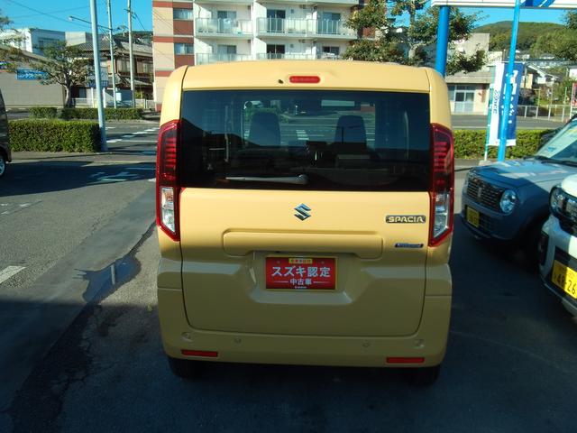 スペーシア ＨＹＢＲＩＤ　Ｘ　ナビ　全方位カメラ　両側電動スライドドア　フルホイールキャップ　オートライト　プッシュスタート　シートヒーター　オートエアコン　衝突被害軽減システム　アイドリングストップ　ＵＳＢソケット　横滑り防止機能　衝突安全ボディ　盗難防止システム（5枚目）