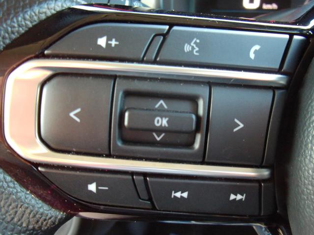 スペーシア ＨＹＢＲＩＤ　Ｘ　ナビ　全方位カメラ　両側電動スライドドア　フルホイールキャップ　オートライト　プッシュスタート　シートヒーター　オートエアコン　衝突被害軽減システム　アイドリングストップ　ＵＳＢソケット　横滑り防止機能　衝突安全ボディ　盗難防止システム（16枚目）