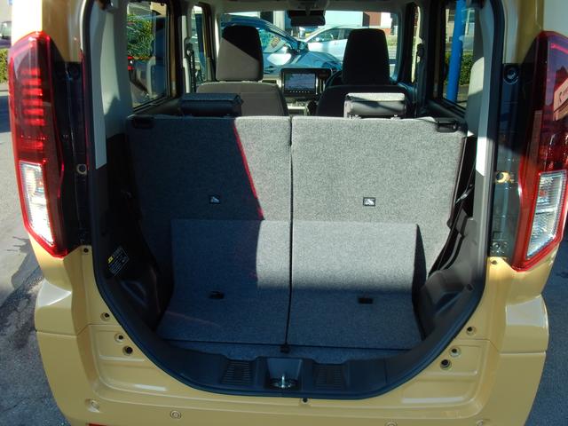 スペーシア ＨＹＢＲＩＤ　Ｘ　ナビ　全方位カメラ　両側電動スライドドア　フルホイールキャップ　オートライト　プッシュスタート　シートヒーター　オートエアコン　衝突被害軽減システム　アイドリングストップ　ＵＳＢソケット　横滑り防止機能　衝突安全ボディ　盗難防止システム（40枚目）