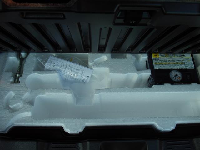 スペーシア ＨＹＢＲＩＤ　Ｘ　ナビ　全方位カメラ　両側電動スライドドア　フルホイールキャップ　オートライト　プッシュスタート　シートヒーター　オートエアコン　衝突被害軽減システム　アイドリングストップ　ＵＳＢソケット　横滑り防止機能　衝突安全ボディ　盗難防止システム（44枚目）