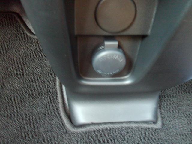 ワゴンRスマイル HYBRID S 3型 片側電動スライドドア 全方位カメラ フルホイールキャップ オートライト ナビ プッシュスタート シートヒーター オートエアコン 衝突被害軽減システム アイドリングストップ USBソケット 横滑り防止機能 衝突安全ボディ 盗難防止システム(34枚目)